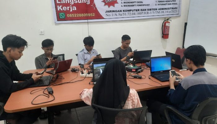 LKP-Mitrainformatika.my_.id-Jakarta-Utara-7 LKP-Mitrainformatika.my_.id-Jakarta-Utara-7